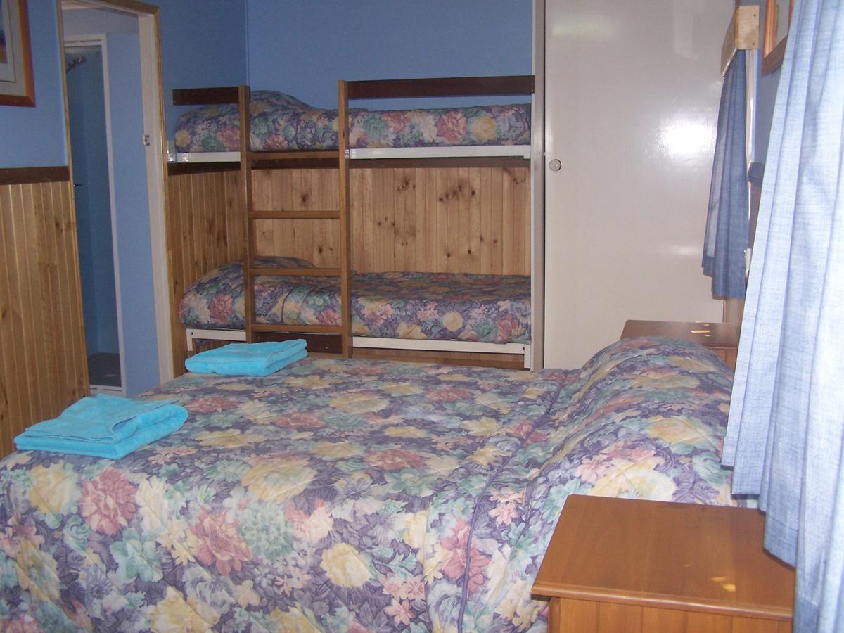 Ilfracombe Caravan Park Hotel Екстериор снимка