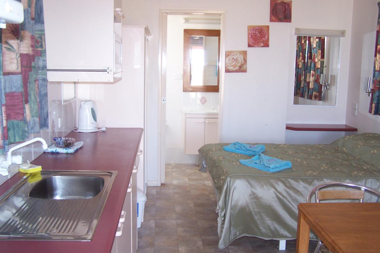 Ilfracombe Caravan Park Hotel Екстериор снимка