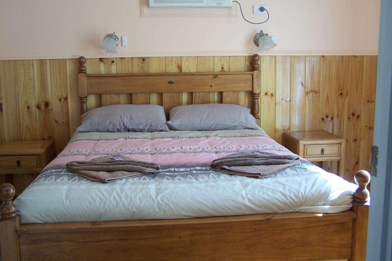 Ilfracombe Caravan Park Hotel Екстериор снимка